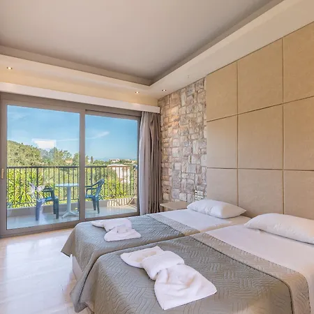 アパートホテル Marina Boutique