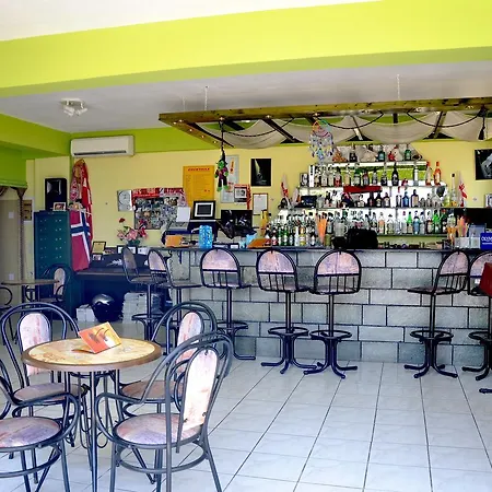 Marina Boutique アパートホテル