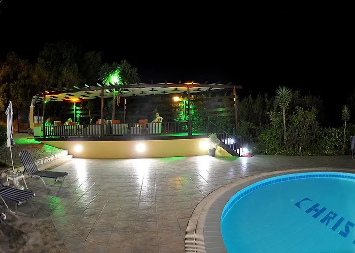 מלון דירות Marina Boutique 3*