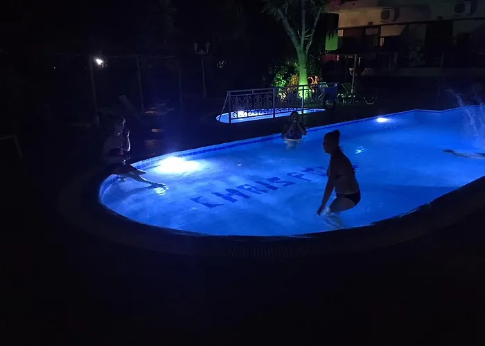 Marina Boutique מוראיטיקה
