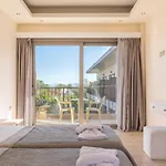 Marina Boutique Apartahotel 3*