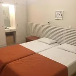 Marina Boutique Moraḯtika